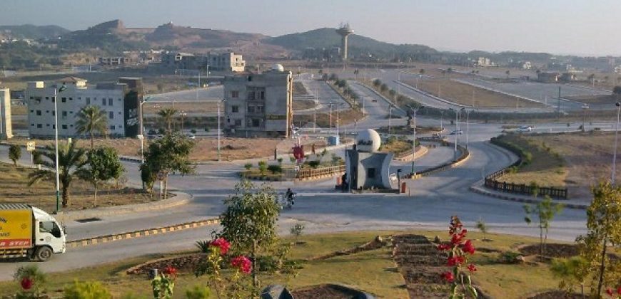 Bahria Town Phase 8 ideal location 10 Marla Extra Land Plot For Sale