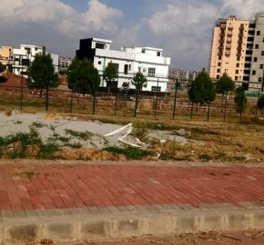 8 Marla Commercial Bahria Enclave Islamabad Bahria Town Best Location Plot For Sale Level Height.
