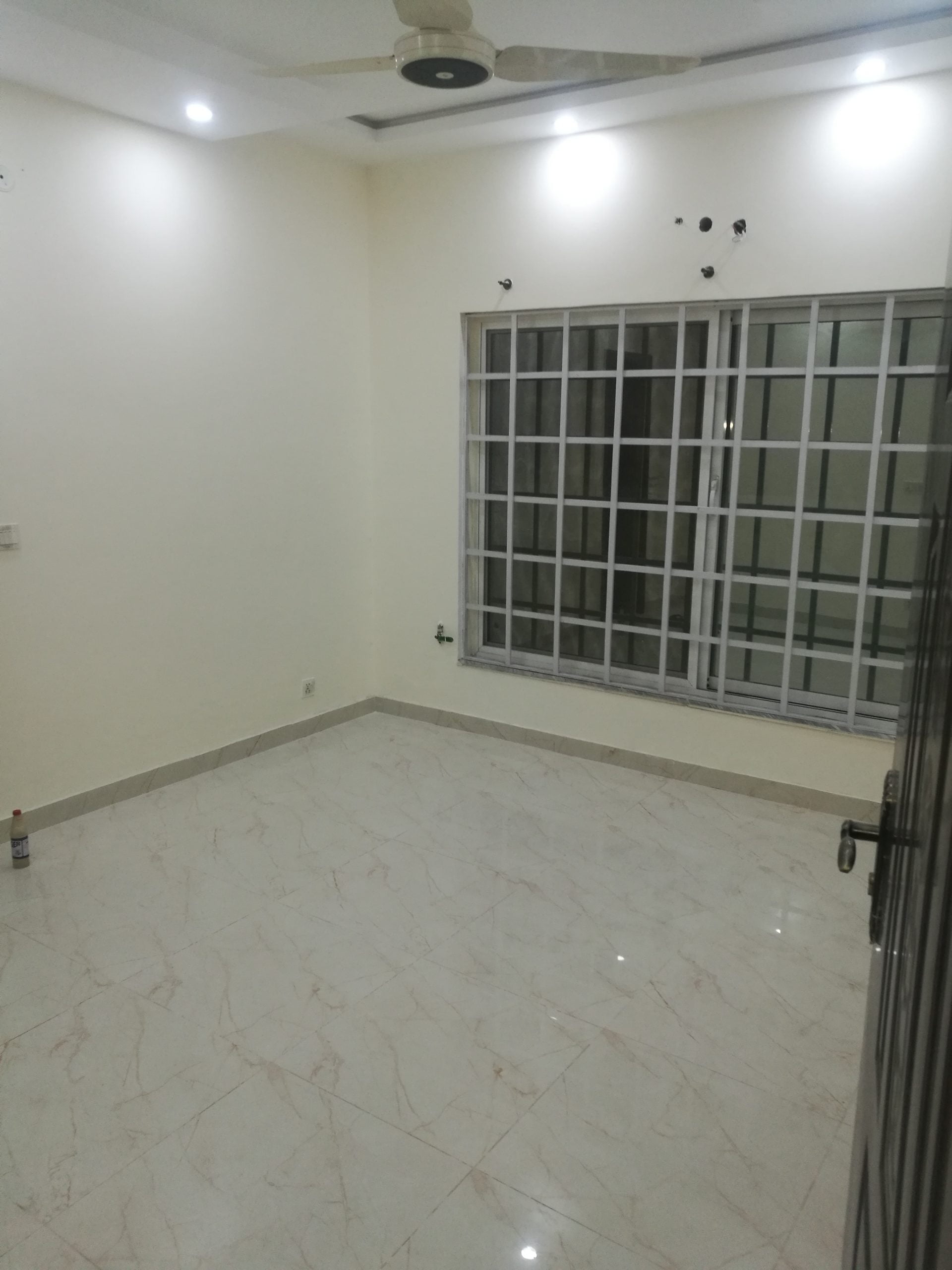 House For Rent In PKR 65000 Size 5 Marla Bahria Enclave Islamabad