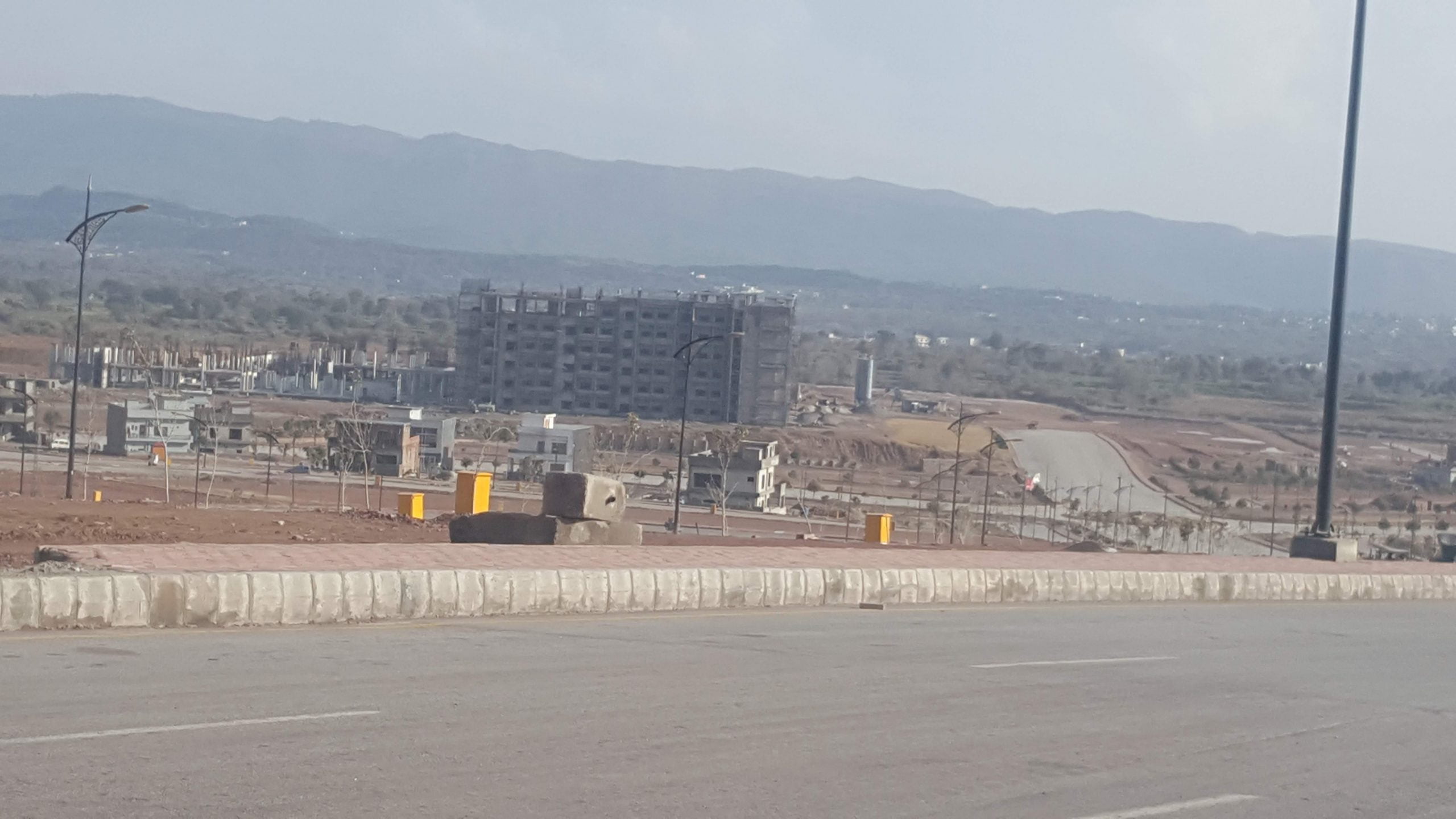 Prime Plot for Sale in Bahria Enclave, Islamabad Modern Amenities Ready for Construction